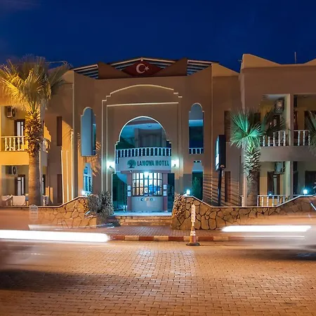 Lanova Hotel